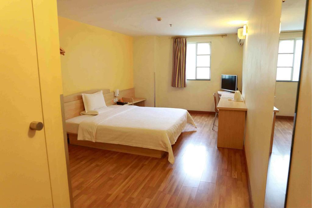 7Days Inn Laiwu Fengcheng West Street Habitación foto